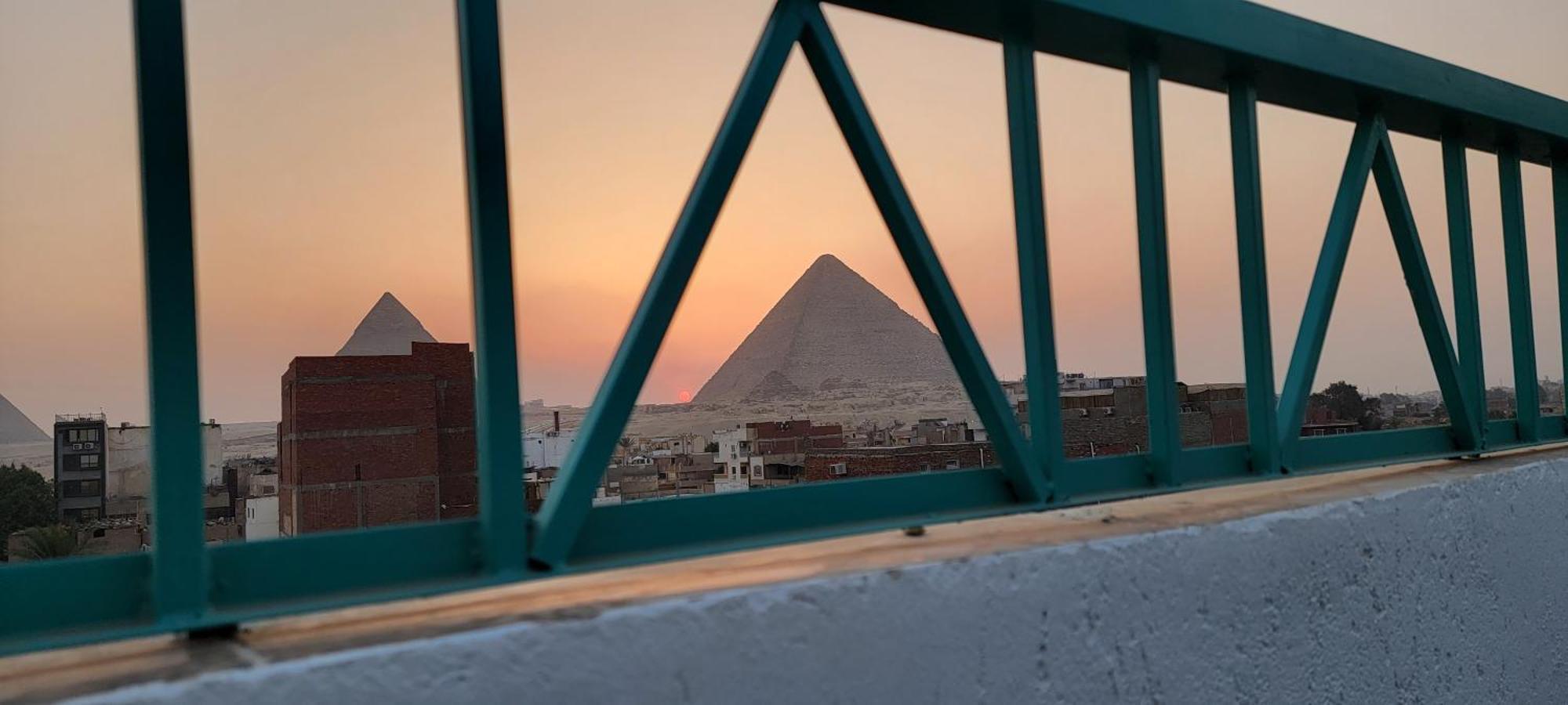 Pyramids Temple Guest House Kafrat al Jabal Экстерьер фото