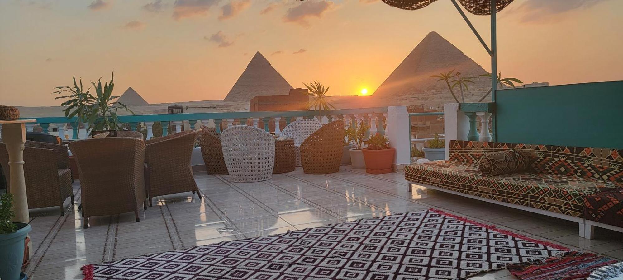 Pyramids Temple Guest House Kafrat al Jabal Экстерьер фото