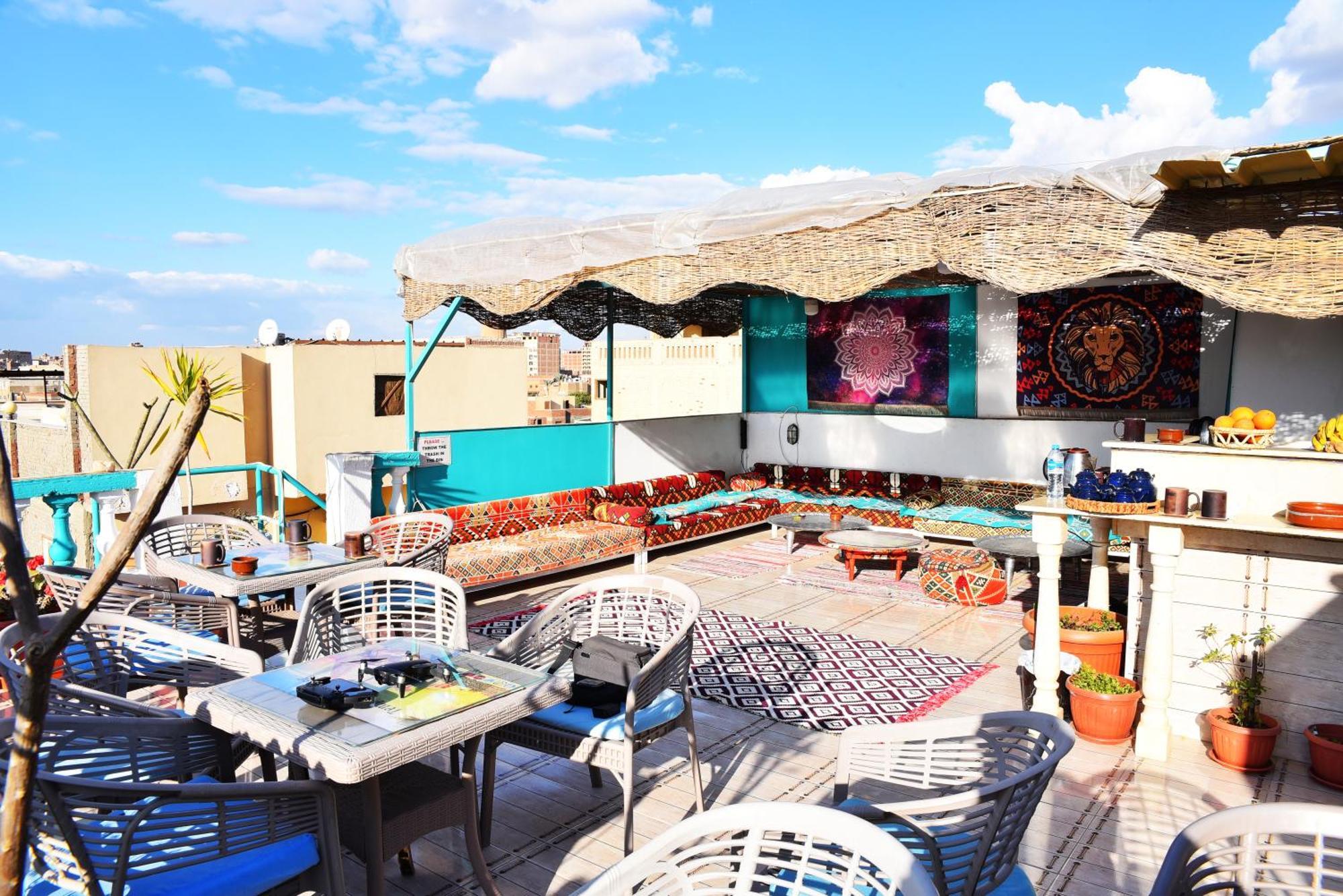 Pyramids Temple Guest House Kafrat al Jabal Экстерьер фото